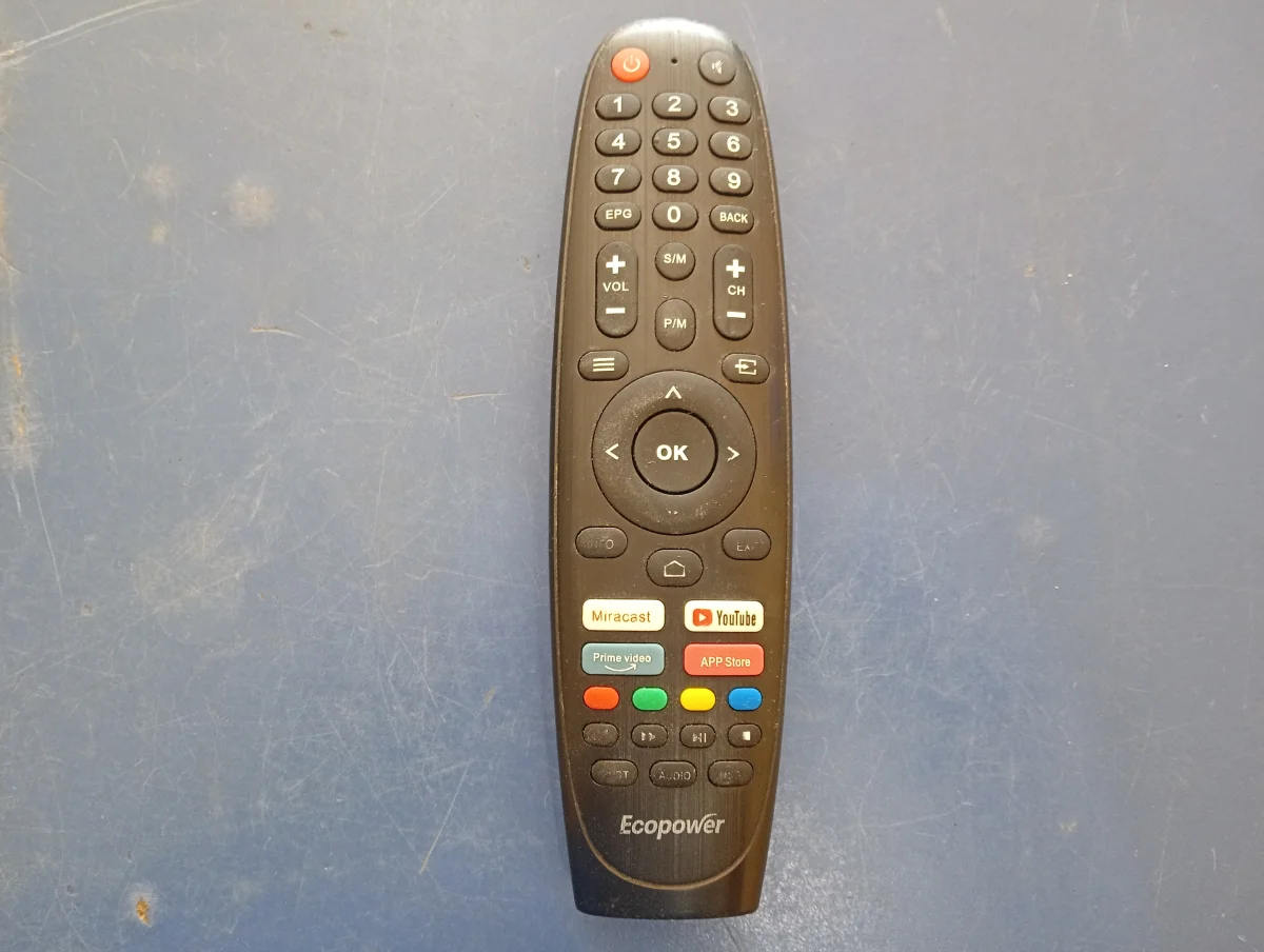 Foto 2 de Televisor Led Smart De 32 '' Marca Ecopower Modelo Ep-Tv032 New Con Control Usado En Buen Estado Acc Patitas