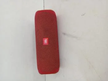Speaker Potencia Watts No Tiene Marca Jbl Sin Control Modelo Flip5 Usado Con Desgaste Sin Caja Acc No Tiene