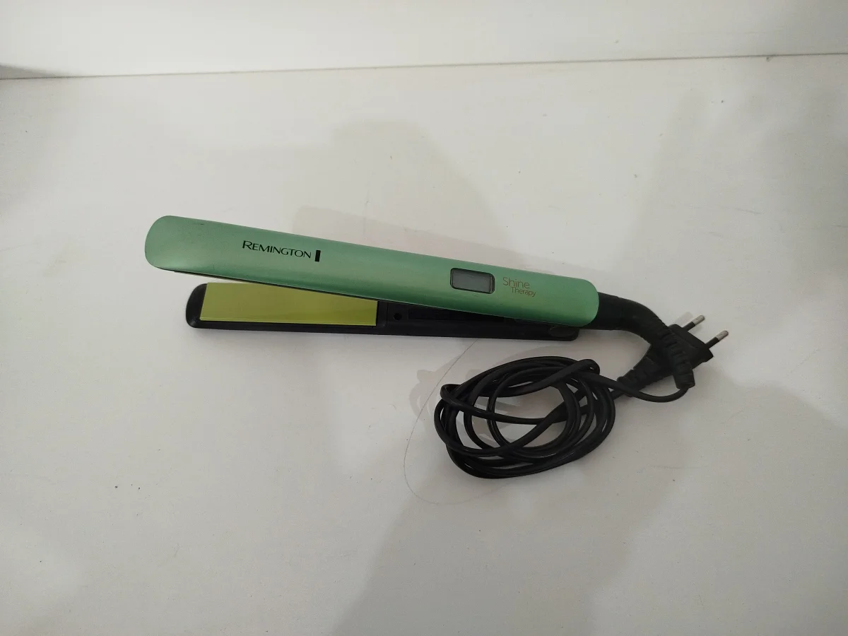 Planchita Para Cabello Marca Remigton Modelo S9960 Usado En Buen Estado Acc No Tiene