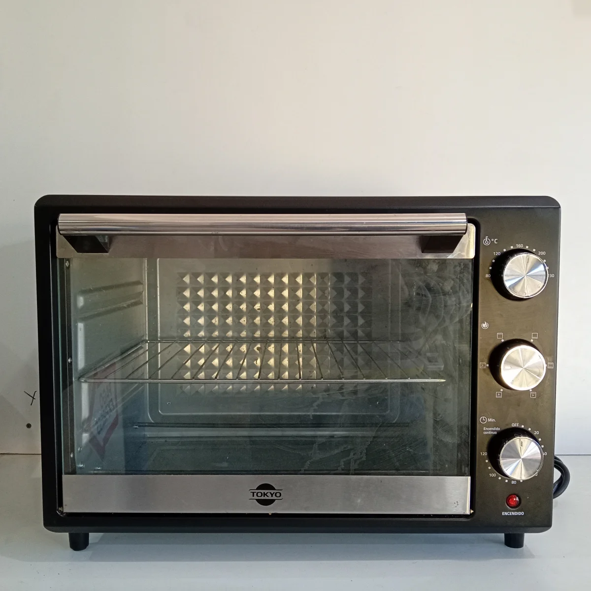Horno Marca Tokyo Litros 46 Modelo Edtheneco Usado En Buen Estado Acc Cab. Cte.