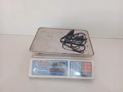Balanza Marca Stanford Modelo Power Loss Acc Cable Cargador