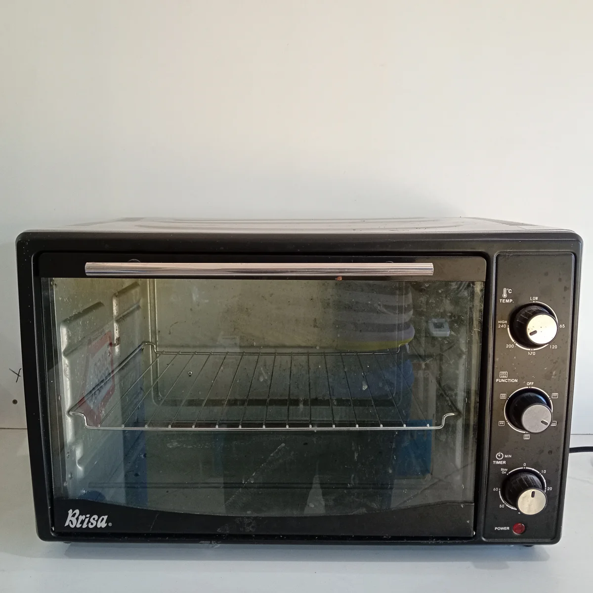 Horno Marca Brisa Litros 45 Modelo Seq 10157 Usado Con Desgaste Acc Cab. Cte.