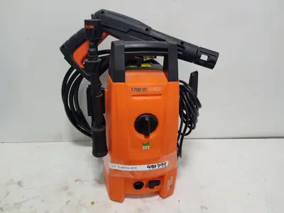 Hidro Lavadora Marca Daewoo Modelo Dax1130 Usado En Buen Estado Acc MangueraPistola2 Adaptadores De PistolaSujetadorAdaptador Para Manguera