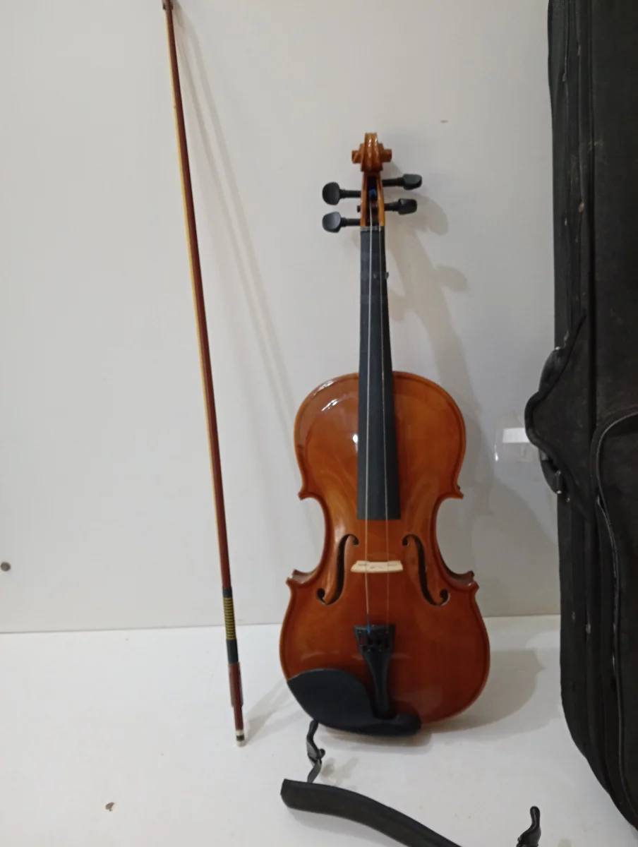 Foto 2 de Violin Marca No Tiene Modelo No Tiene Usado Con Desgaste Acc Soporte