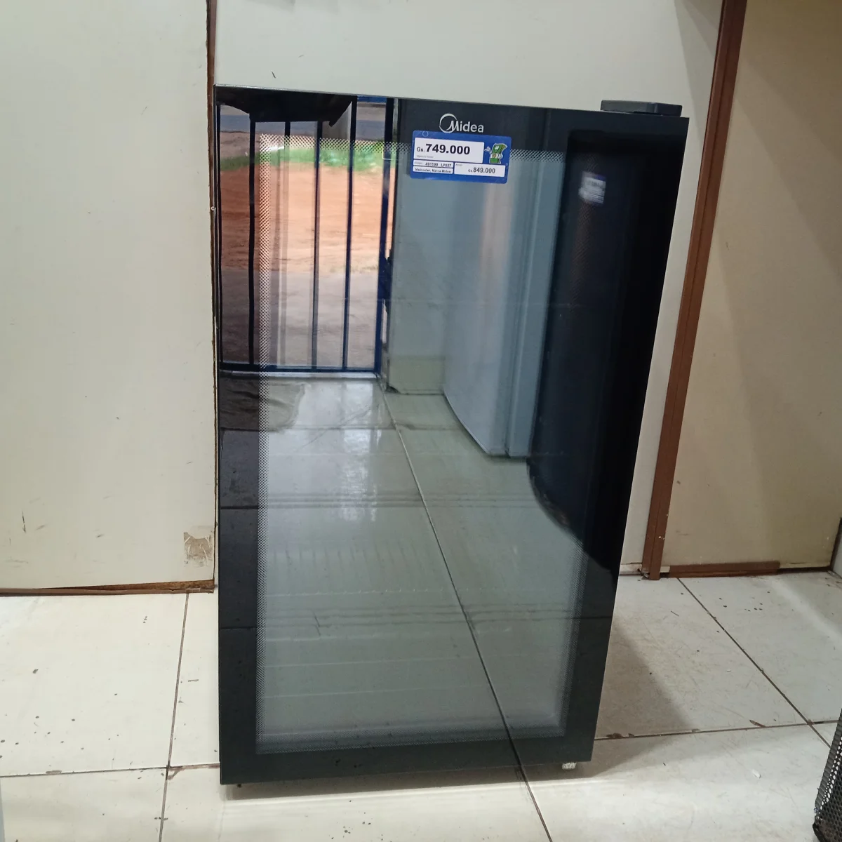 Visicooler Marca Midea Modelo Mdrw146fgg30 Usado En Buen Estado Acc Con 3 Parrilas