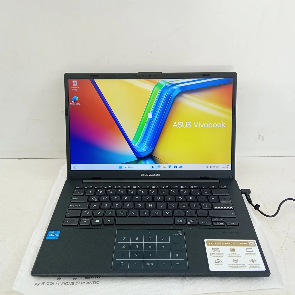 Foto 3 de Notebook Marca Asus Modelo E1404g Procesador Corel I3 Memoria Ram 8 Gb Disco Duro 500 Gb Generacion 10 Acc Funda Blanca