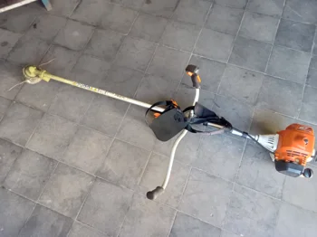 Desmalezadora Marca Stihl Modelo Fs235 Usado En Buen Estado Original Si Acc Cabezal Con NylonPechera
