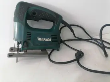Sierra Tipo Caladora Marca Makita Modelo 4329 Usado Con Desgaste Acc 1hoja Sierra1protector