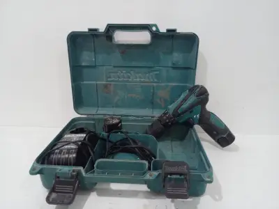 Taladro Marca Makita Modelo Hp330d Acc 2 Batierias1 Cargador