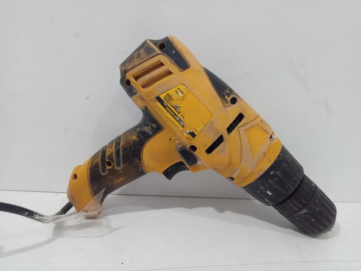 Foto 2 de Destornillador Electrico Marca Fascy Modelo No Visible Usado En Buen Estado Acc No Tiene