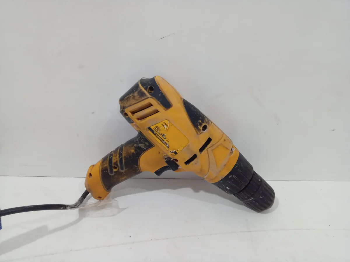Foto 3 de Destornillador Electrico Marca Fascy Modelo No Visible Usado En Buen Estado Acc No Tiene