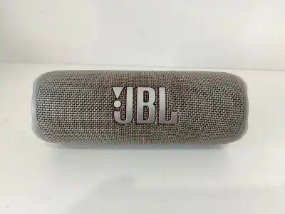 Speaker Potencia Watts No Tiene Marca Jbl Sin Control Modelo Flip 6 Usado En Buen Estado Sin Caja Acc Correa