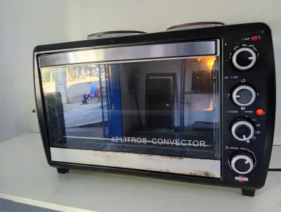 Horno Marca Tokio 42 Litros Con 2 Placas Litros 42 Modelo Toky4222s Usado En Buen Estado Acc 1 Bandeja 1 Parrilla