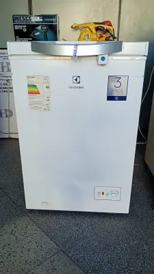 Congeladora / Frezzer Marca Electrolux Litros 100 Modelo Efcc12c5hqw Usado En Buen Estado Acc No Tiene