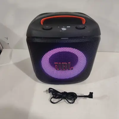 Parlante Portatil Marca Jbl Modelo Party Boxencore Essential 2 Usado En Buen Estado Con Caja Semi Nuevo Acc Cab. Power