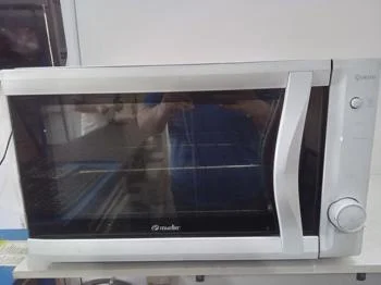 Horno Marca Mueller Litros 45 Modelo Questo G3 Usado En Buen Estado Acc Parrilla