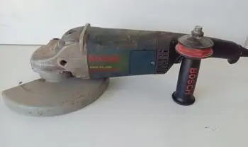 Pulidora Marca Bosch Modelo Gws 21-230 Tamaño Grande Usado En Buen Estado Acc C/ ManijaProtectorS/ Disco De Corte