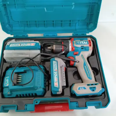 Taladro Marca Total Modelo Tdli20668 Acc Con 2 Bateria Cargador