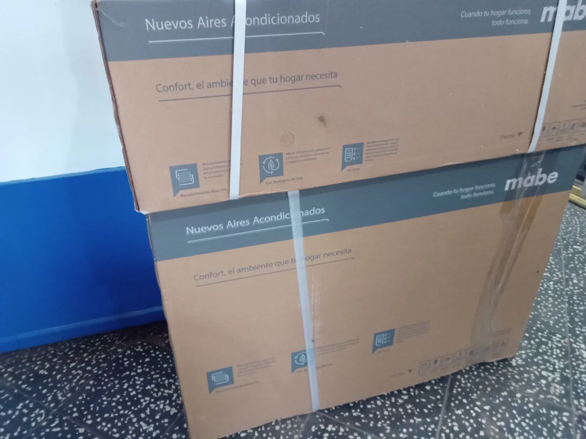 Foto 2 de Aire Acondicionado Tipo Split Marca Mabe Potencia Btu 12.000 Con Kit Instalacion Con Control Modelo No Tiene Nuevo Sin Uso Con Caja Acc No Tiene