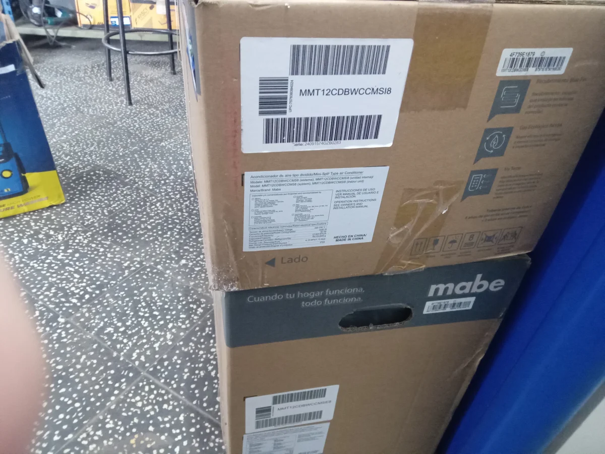 Foto 3 de Aire Acondicionado Tipo Split Marca Mabe Potencia Btu 12.000 Con Kit Instalacion Con Control Modelo No Tiene Nuevo Sin Uso Con Caja Acc No Tiene