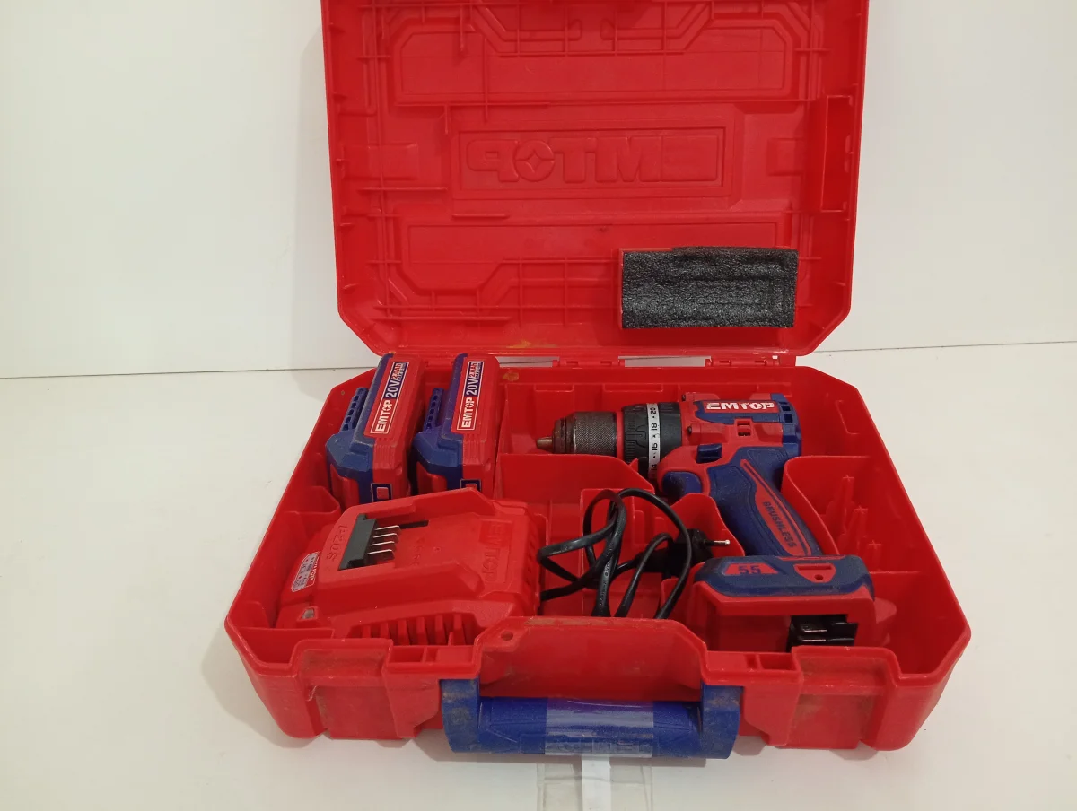 Taladro Marca Emtop Modelo M17top Acc 1 Cargador2 Baterias