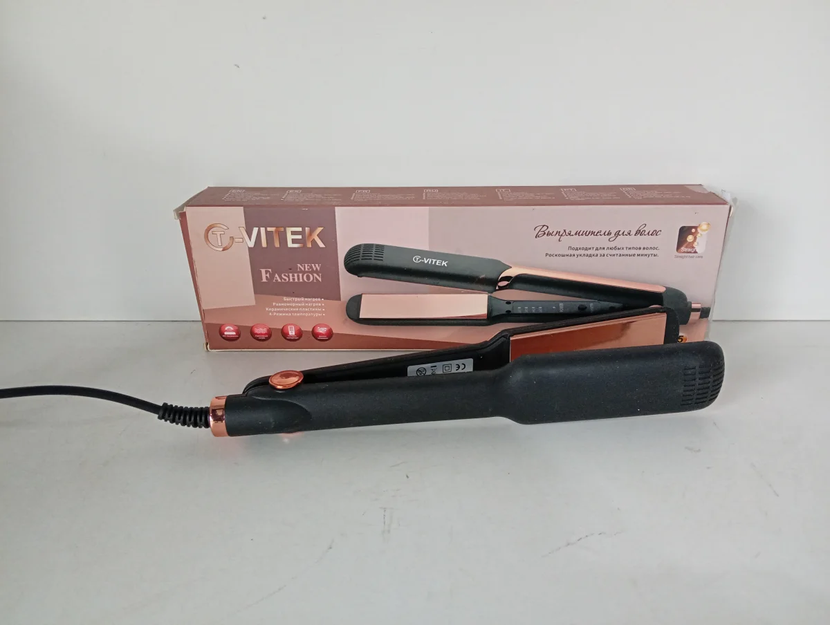 Foto 3 de Planchita Para Cabello Marca Cvitek Modelo Vt-8015 Usado En Buen Estado Acc No Tiene