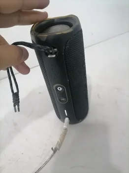 Foto 3 de Speaker Potencia Watts 20 Marca Jbl Sin Control Modelo Flip5 Nro Usado Con Desgaste Sin Caja Acc No Tiene