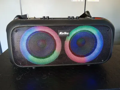 Parlante Portatil Marca Kolke Modelo Kpb-515 Usado En Buen Estado Con No Tiene Acc Correa