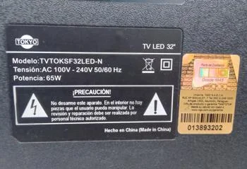 Foto 3 de Televisor Led Convencional De 32 '' Marca Tokyo Modelo Tvtoksf32led-N Usado En Buen Estado Con Control Sin Caja Acc S/ Patita