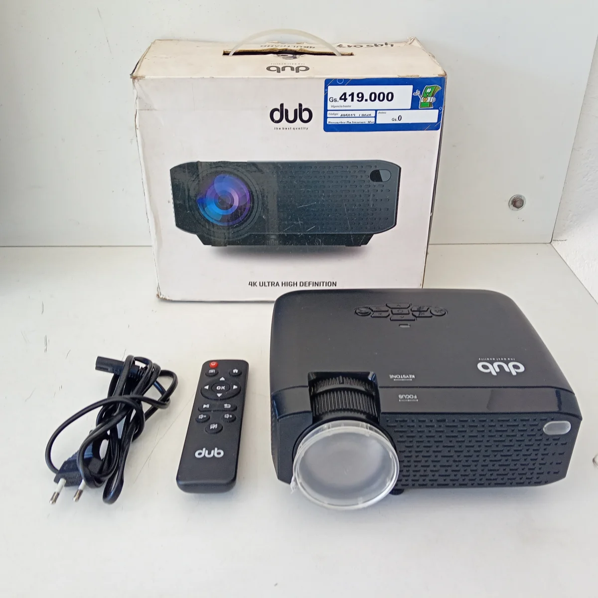 Proyector De Imagen Marca Dub Con Control Modelo X20 Lumenes No Tiene Usado En Buen Estado Acc Con Control