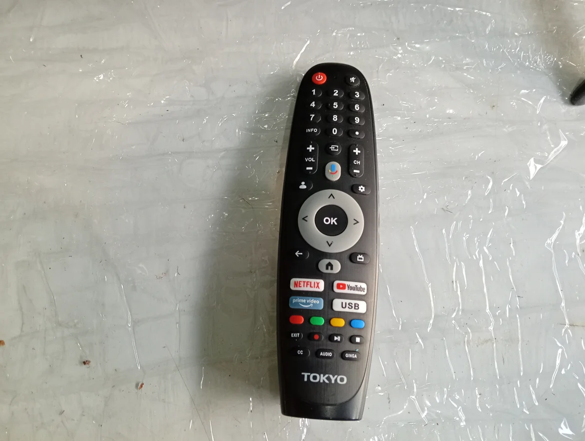 Foto 2 de Televisor Led Smart De 50 '' Marca Tokyo Modelo Tvtokuf50gtv Con Control Usado En Buen Estado Acc CajaPar De PatitasCable Cte