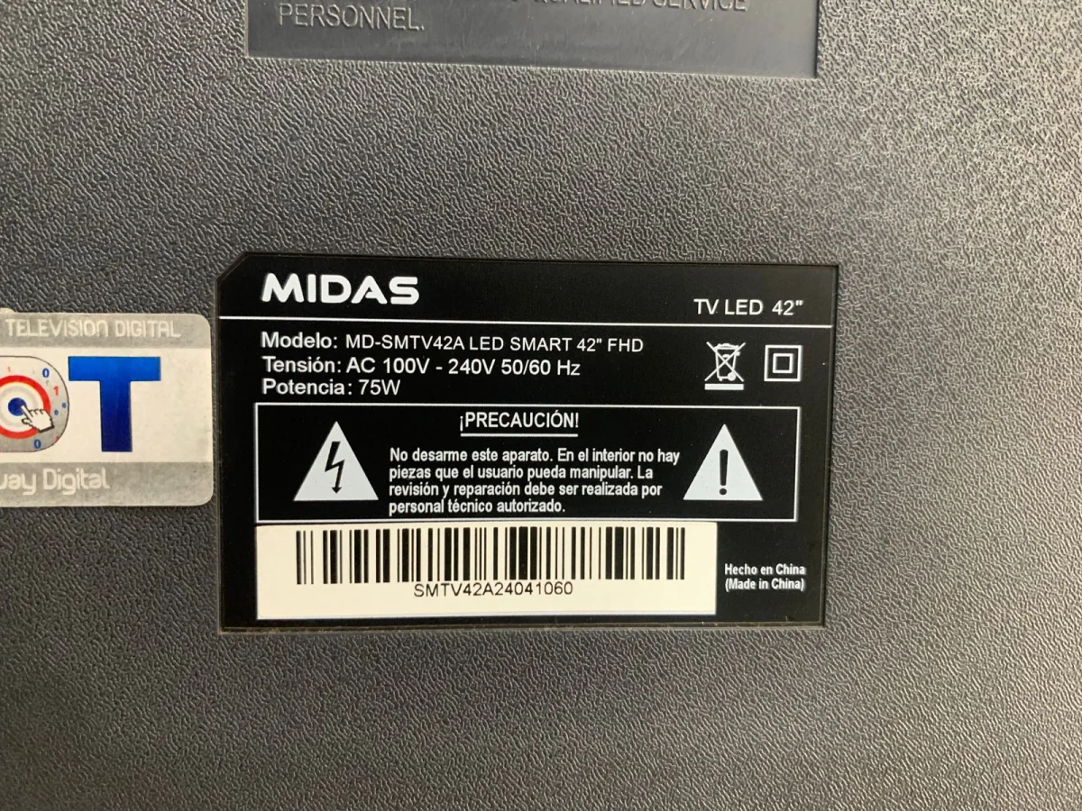Foto 4 de Televisor Led Smart De 42 '' Marca Midas Modelo Md-Smtv42a Con Control Usado En Buen Estado Acc C/2 Patitas De Pedestal