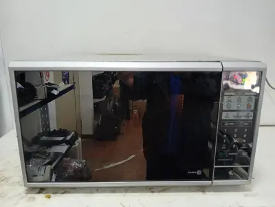 Microondas Marca Lg Modelo Mh8043sar Usado En Buen Estado Acc Plato