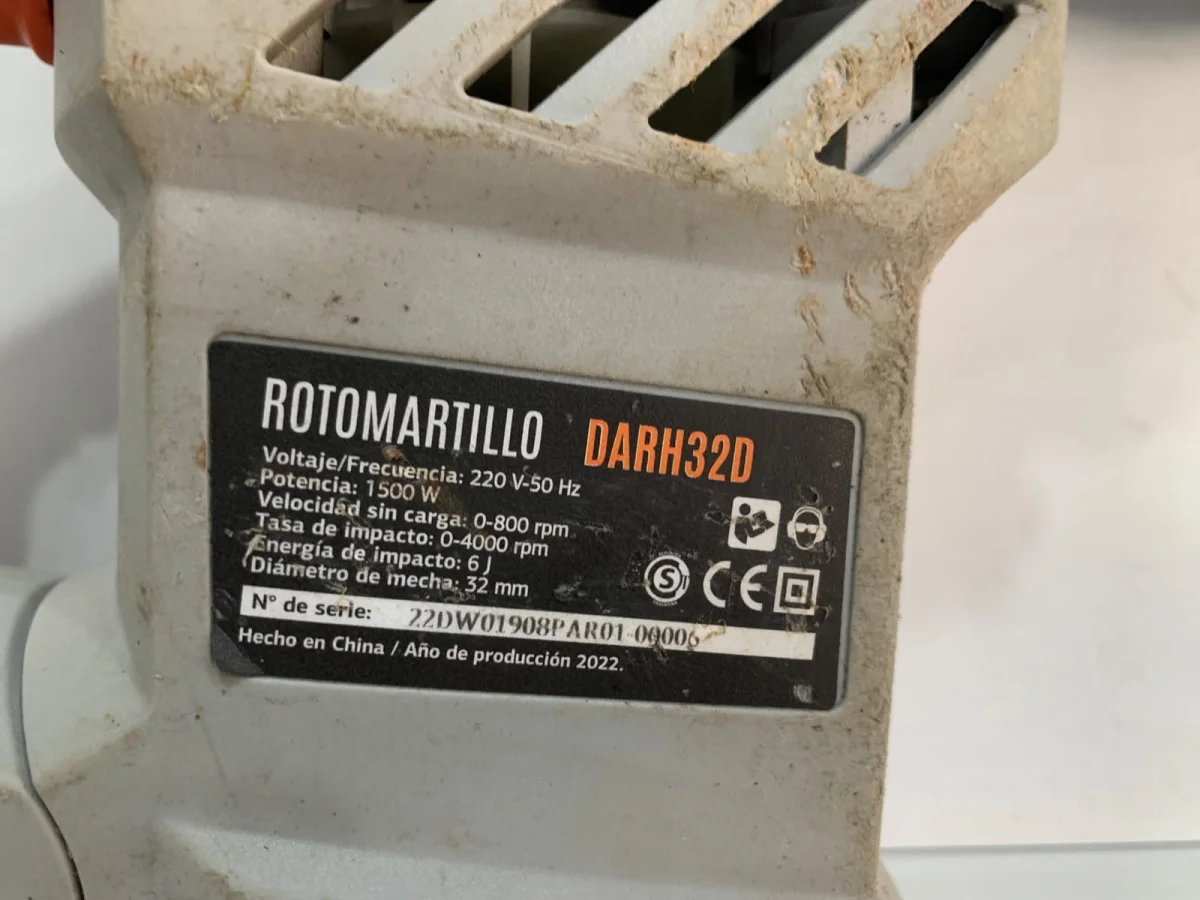 Foto 2 de Rotomartillo Marca Daewoo Modelo Darh32d Usado Con Desgaste Con No Tiene Acc No Tiene