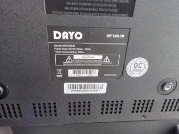 Foto 3 de Televisor Led Smart De 55 '' Marca Dayo Modelo Dayo5908 Con Control Usado En Buen Estado Acc Dos Patitas