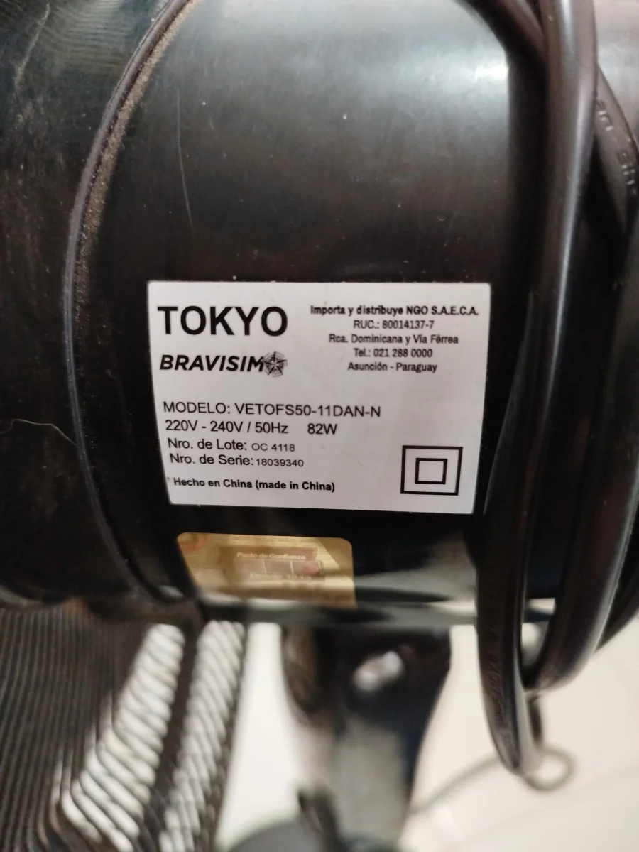 Foto 3 de Ventilador 3 Velocidades Marca Tokyo Modelo Vetofs50-11dan-N Usado En Buen Estado Acc Con 5 AletasBaseMotorRejilla