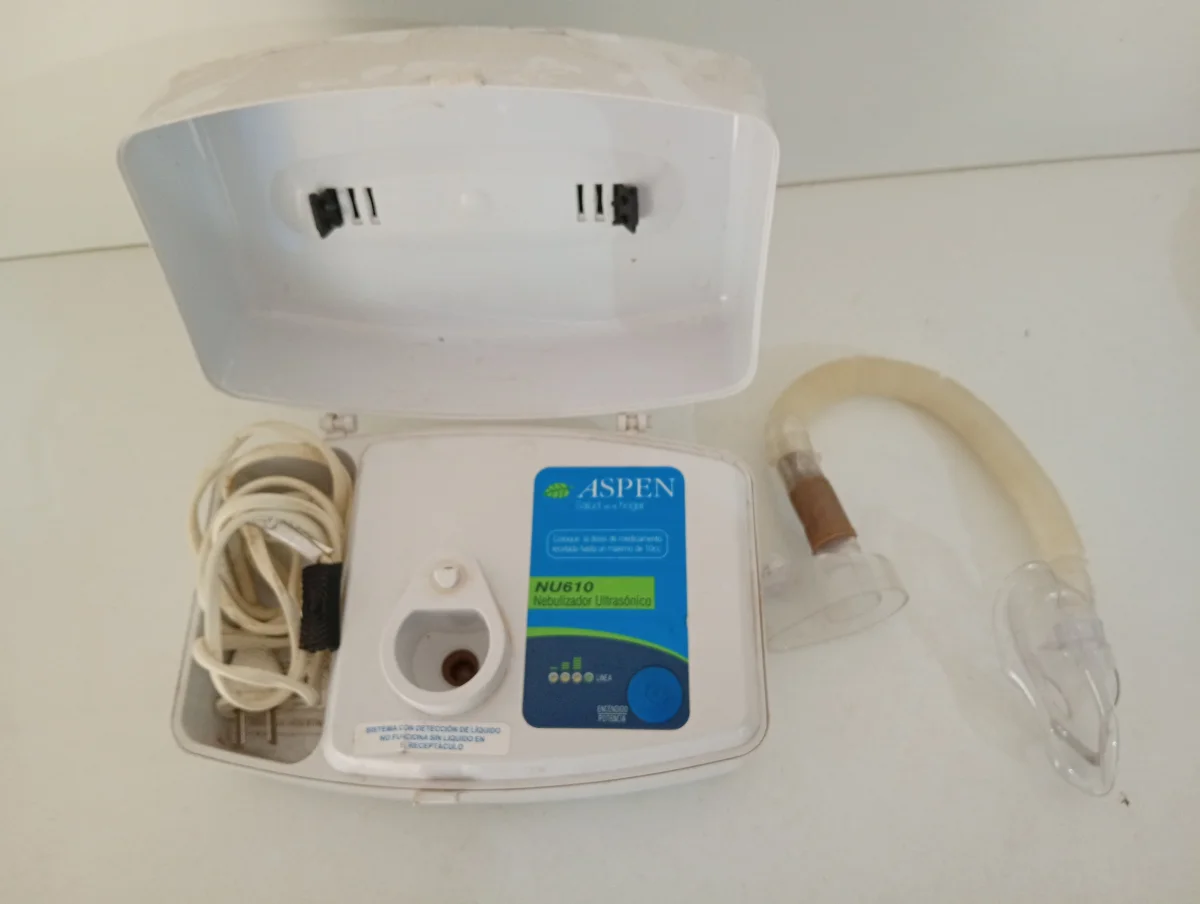 Foto 3 de Nebulizador Marca Aspen Modelo Nu610 Usado En Buen Estado Acc No Tiene