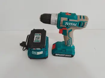 Taladro Marca Total Modelo Tdli2002 Acc 2 BateriasCargador