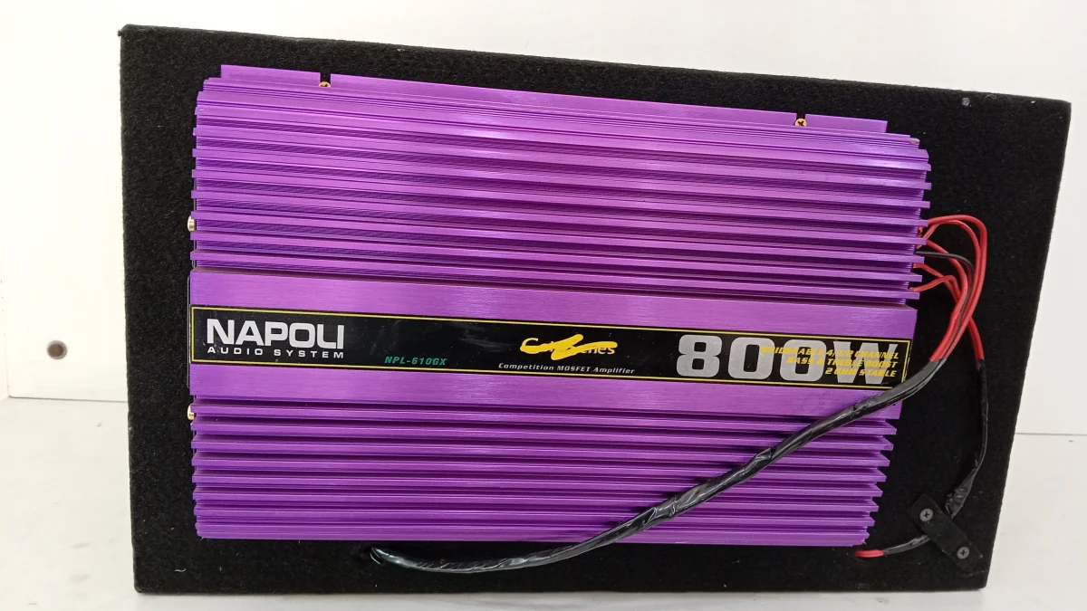 Amplificador De Sonido P/ Automovil Marca Napoli Modelo Npl-610gx Usado En Buen Estado Acc No Tiene