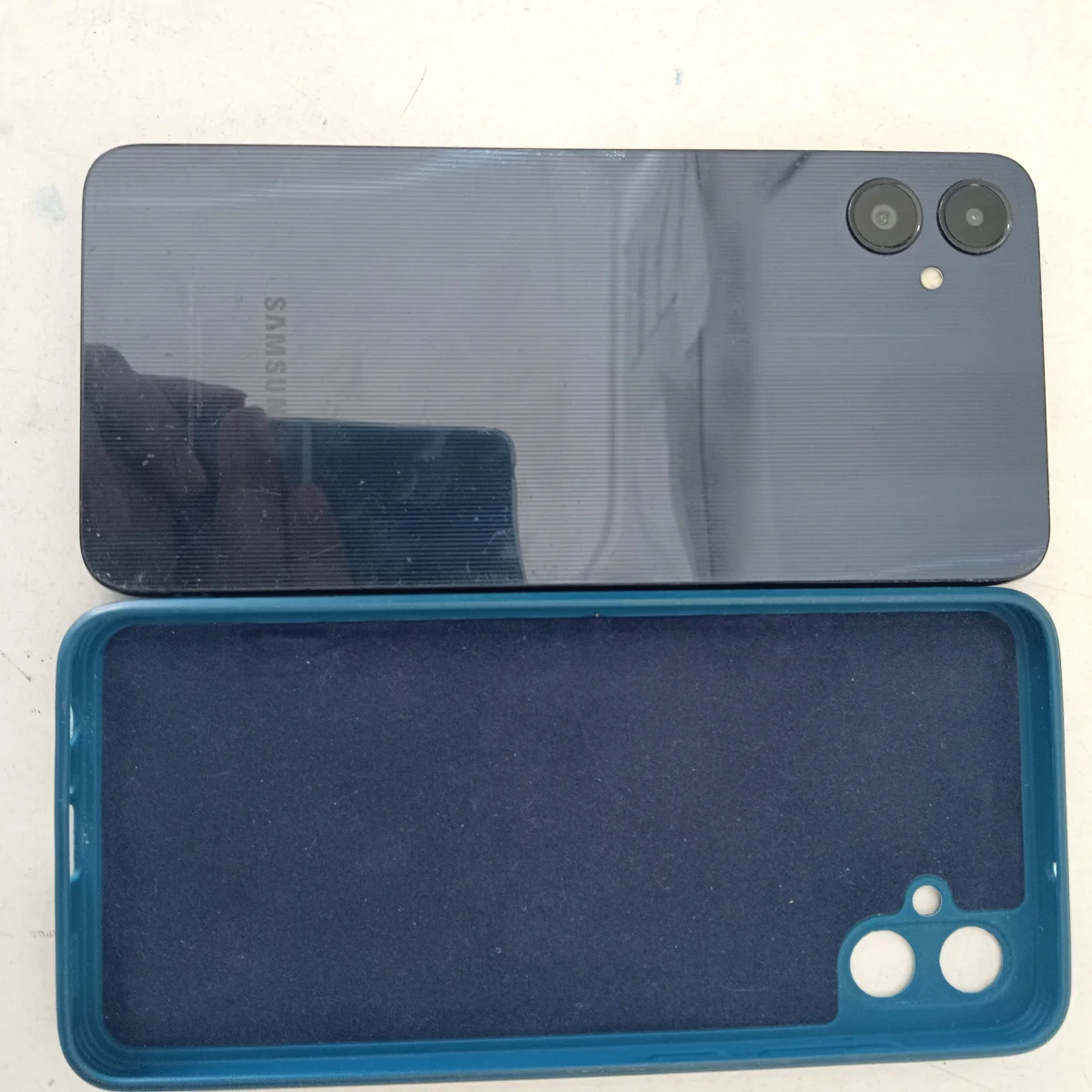 Foto 3 de Celular Marca Samsung Modelo A05 Memoria Ram 4 Gb Almacenamiento Interno 128 Gb Acc Protector De Silicona