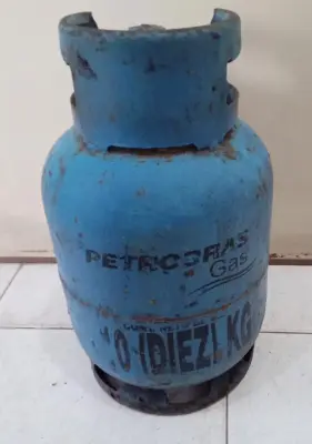 Garrafa Cap 10 Kg. Marca Petrobras Gas Usado En Buen Estado Color Celeste Acc No Tiene