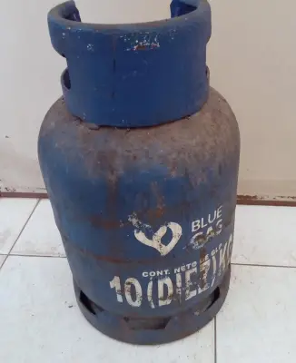 Garrafa Cap 10 Kg. Marca Blue Gas Usado En Buen Estado Color Azul Acc No Tiene