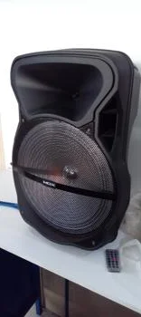 Foto 2 de Caja De Sonido Amplificada Marca Mox Modelo Mo-S1501 Con Control Usado En Buen Estado Acc Con CargadorMicrofonoControl