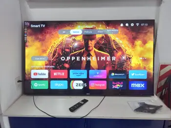 Televisor Led Smart De 55 '' Marca Dayo Modelo Dayo5908 Con Control Usado En Buen Estado Acc Par De PatitasCable CorrienteManual