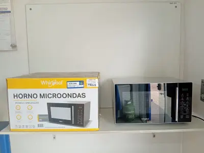 Microondas Marca Whirlpool Modelo Wmg25szim Usado En Buen Estado Acc No Tiene