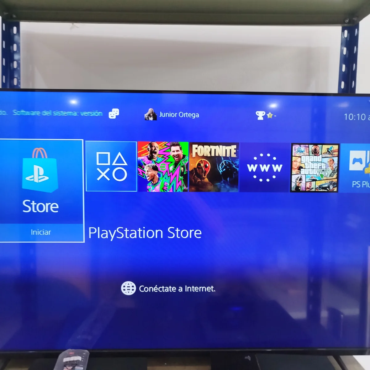 Foto 2 de Juego Electronico Ps4 Marca Sony Modelo Cuh-1001a Disco Duro 500 Gb Con Control Sin Caja Usado En Buen Estado Acc 2 ControlesCablepower