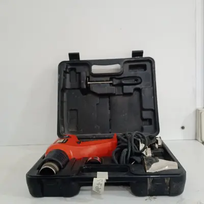 Pistola De Calor Marca Black & Decker Modelo Kx2000k Con Caja Con No Tiene Acc 5 Accesorios Adaptadores De Pico