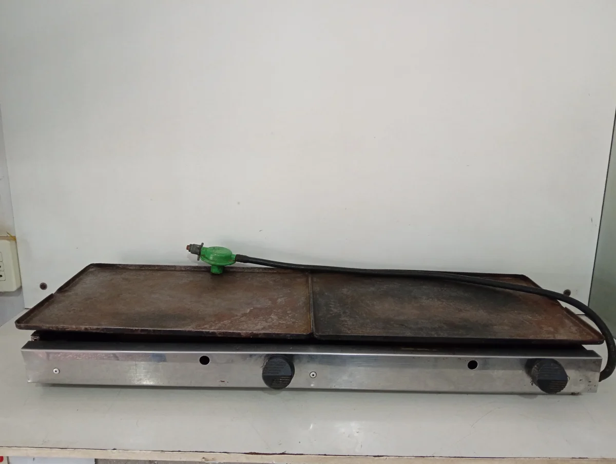 Plancha Hamburguesera Marca Venacio Modelo Nro Usado En Buen Estado Acc 2 Quemadores