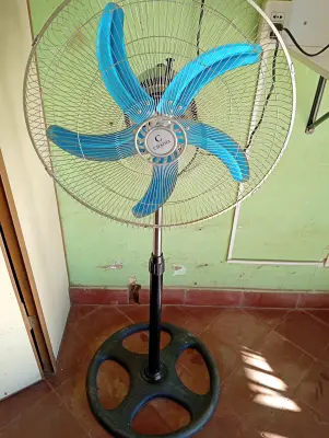 Ventilador 3 Velocidades Marca Chadia Modelo Vt45-05 Usado En Buen Estado Acc No Tiene