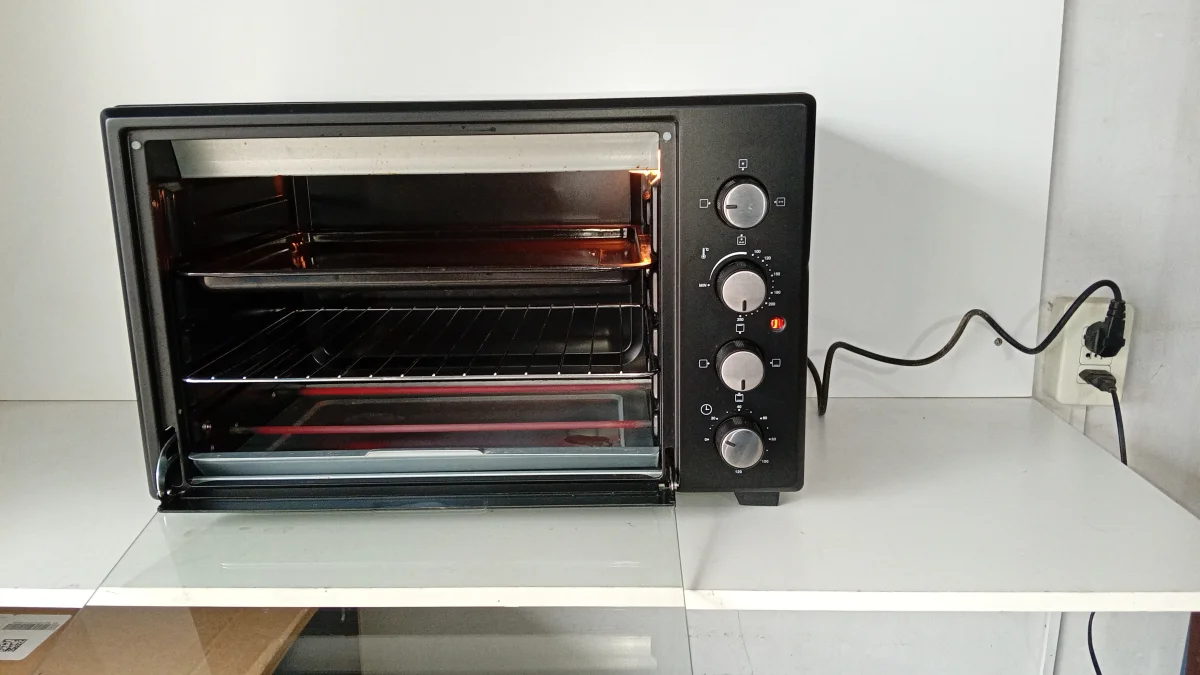 Foto 2 de Horno Marca Jam Litros 42 Modelo Dn42e-Rml Usado En Buen Estado Acc 1 Parrilla 1 Bandeja